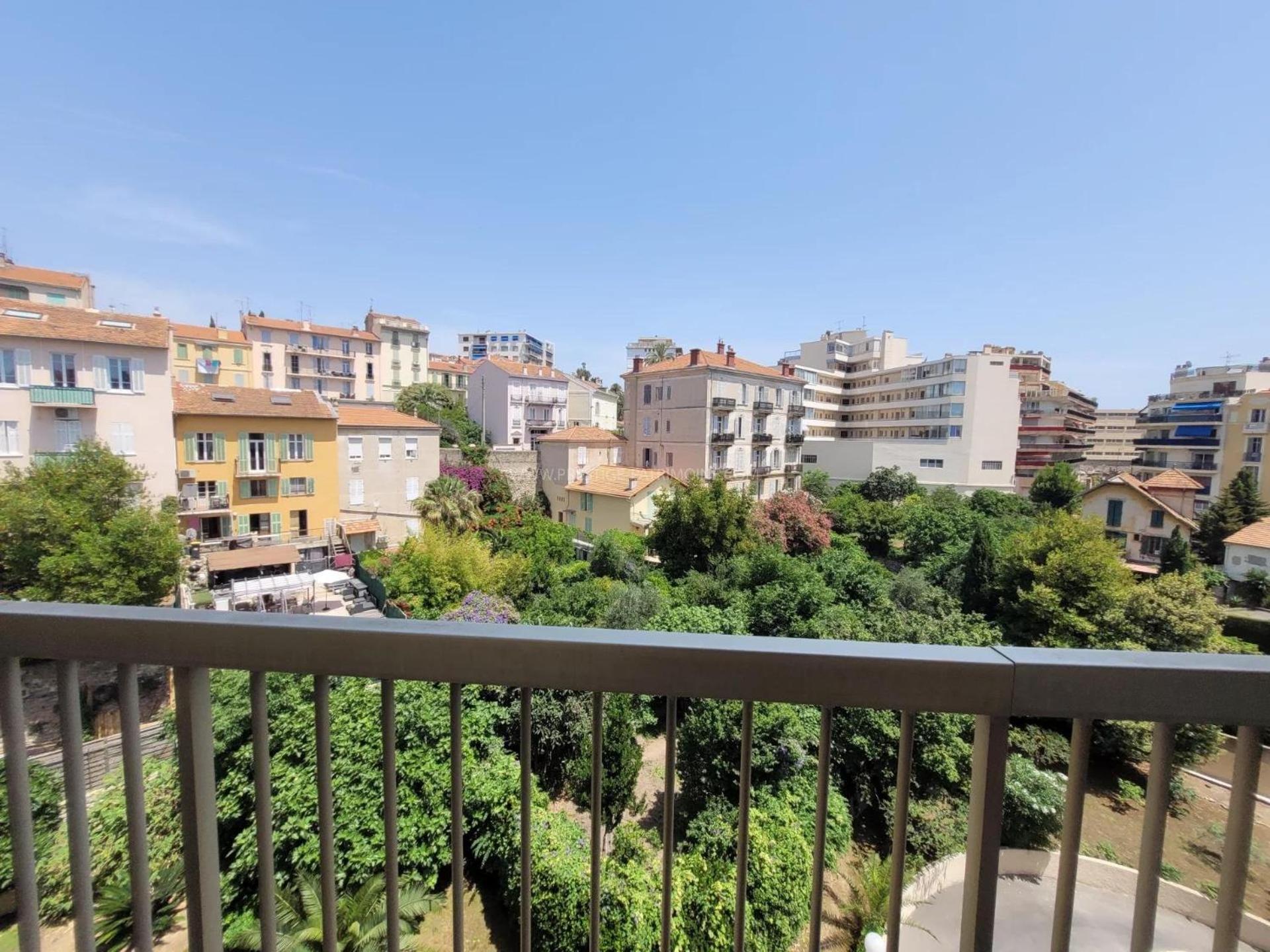 Sunny Mercury - Room In Apartment Cannes Extérieur photo